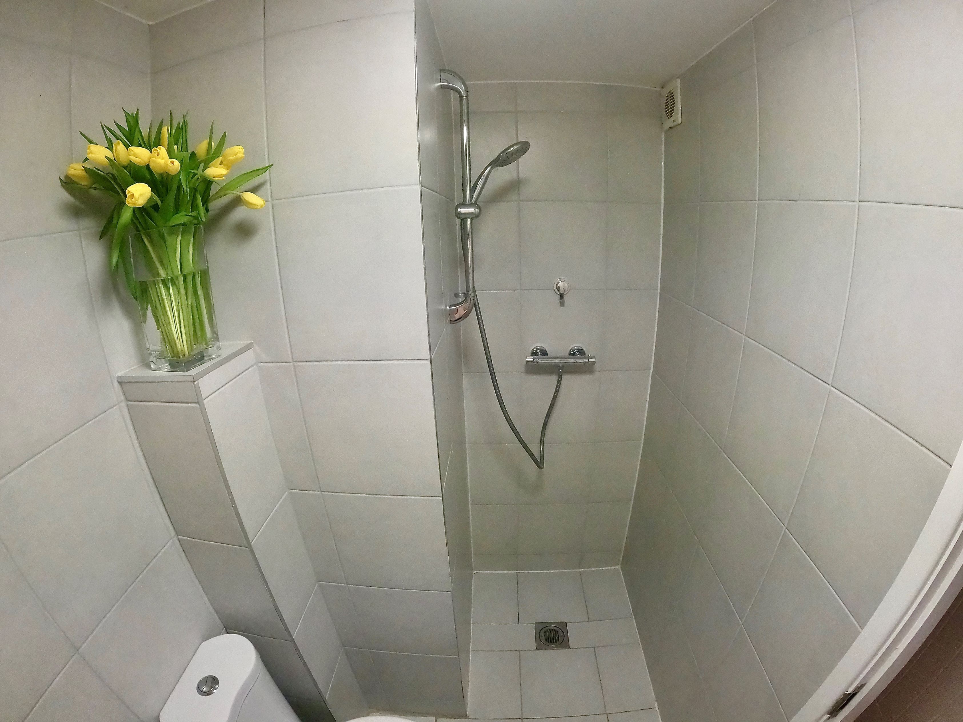 48 The Bakehouse Wet Room 1.jpg