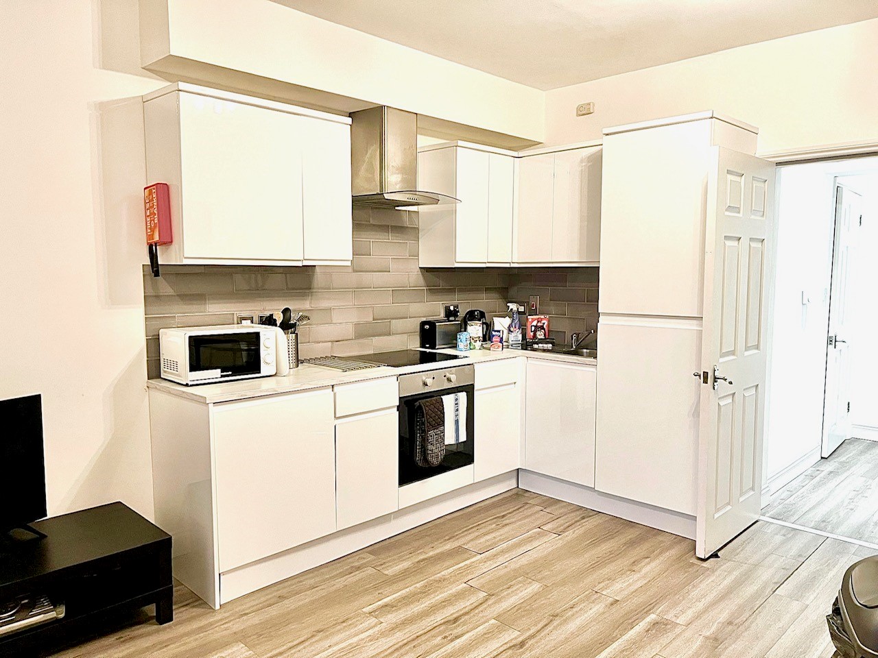 5 Denham Kitchen.jpg